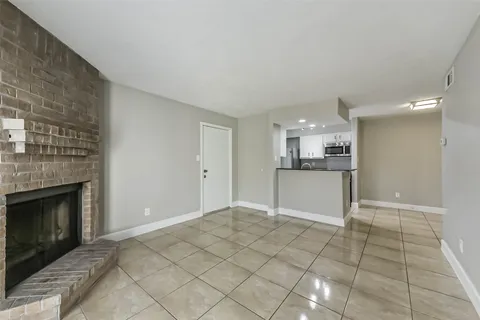 $117,900 | 250 El Dorado Boulevard, Unit 189, Webster, TX 77598