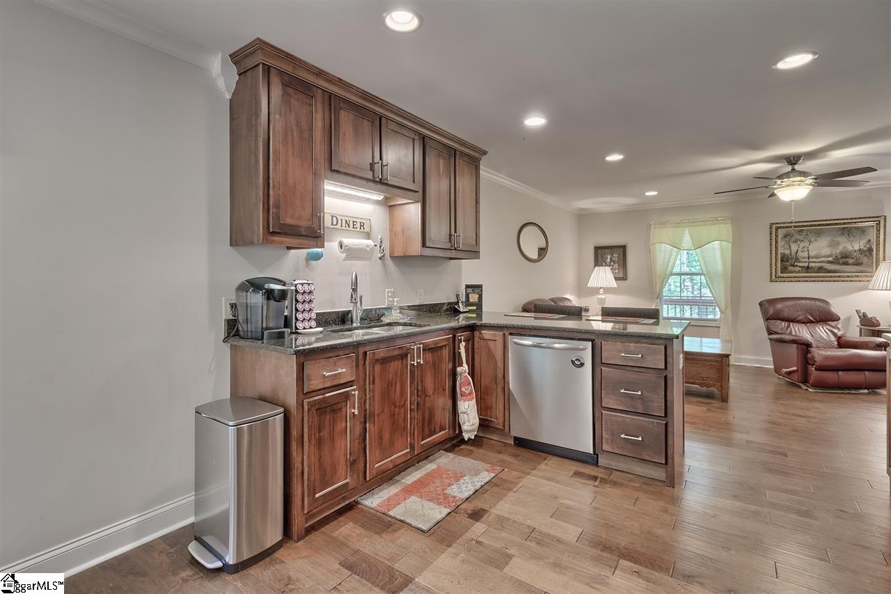 401 Newton Road Pickens, SC 29671 - Photo 14 of 34
