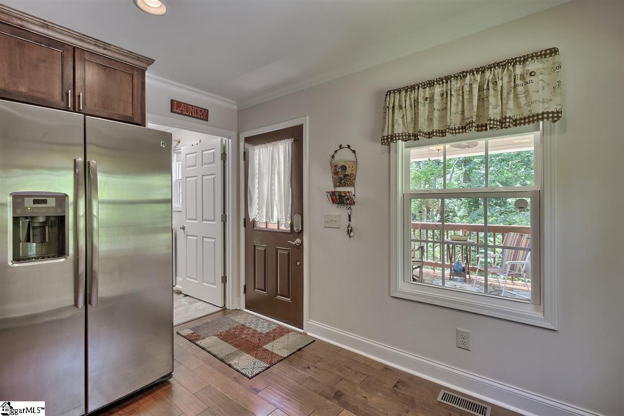 401 Newton Road Pickens, SC 29671 - Photo 15 of 34