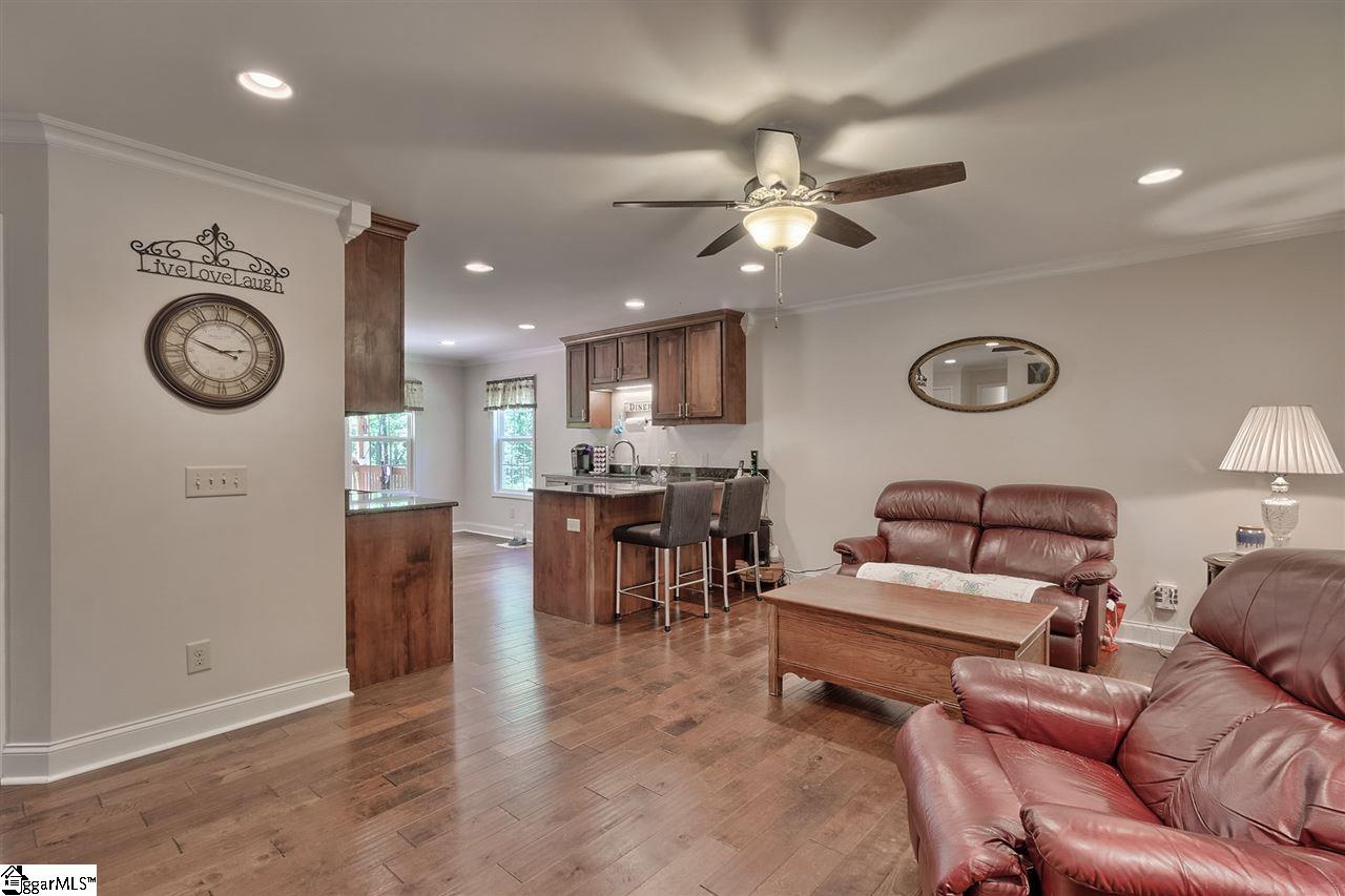 401 Newton Road Pickens, SC 29671 - Photo 9 of 34