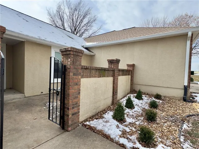 $348,700 | 11051 West 97th Circle, Overland Park, KS 66214