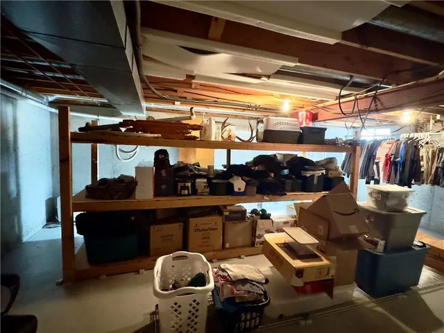 $348,700 | 11051 West 97th Circle, Overland Park, KS 66214