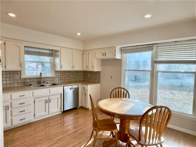 $348,700 | 11051 West 97th Circle, Overland Park, KS 66214