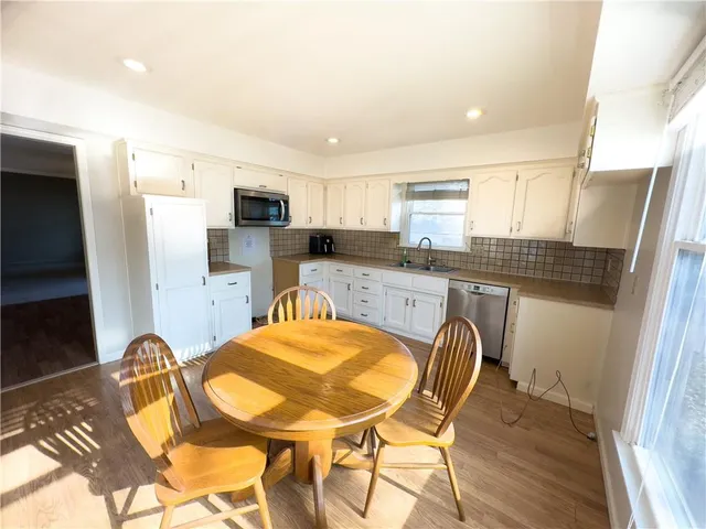 $348,700 | 11051 West 97th Circle, Overland Park, KS 66214