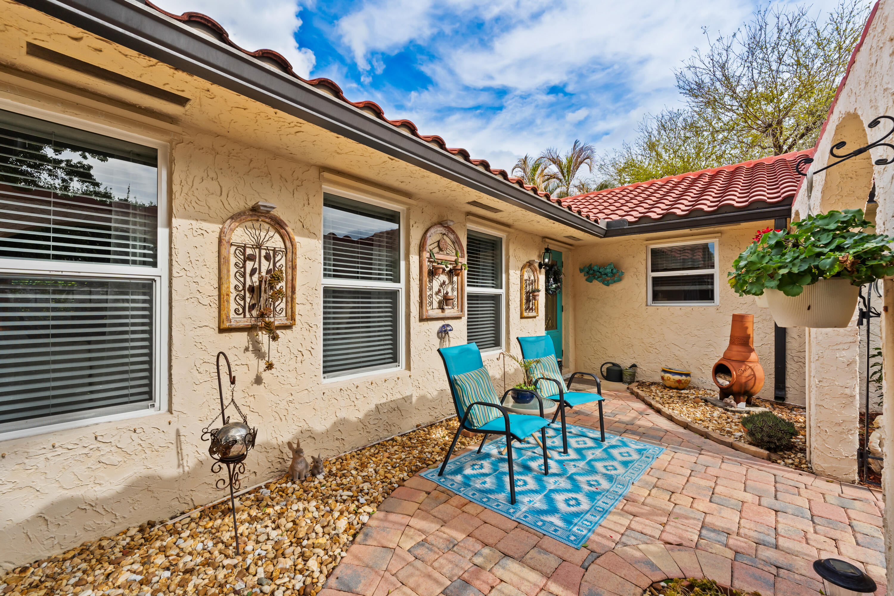4176 Southeast Fairway Court Stuart, FL 34997 - Photo 2 of 45 7_12