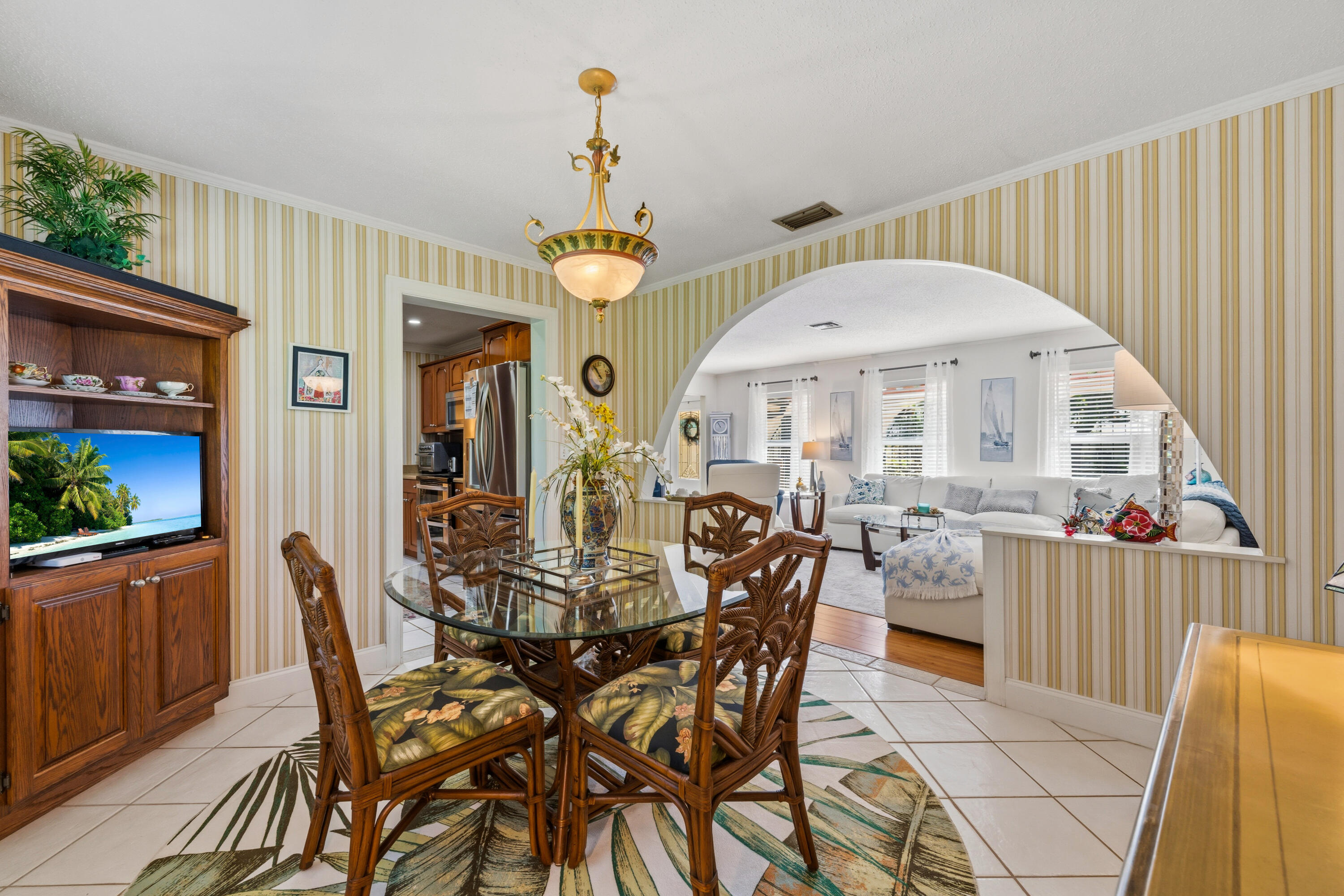 4176 Southeast Fairway Court Stuart, FL 34997 - Photo 8 of 45 3_26