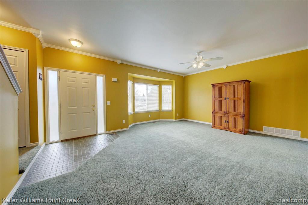2263 East Maple Road Troy, MI 48083 - Photo 8 of 54