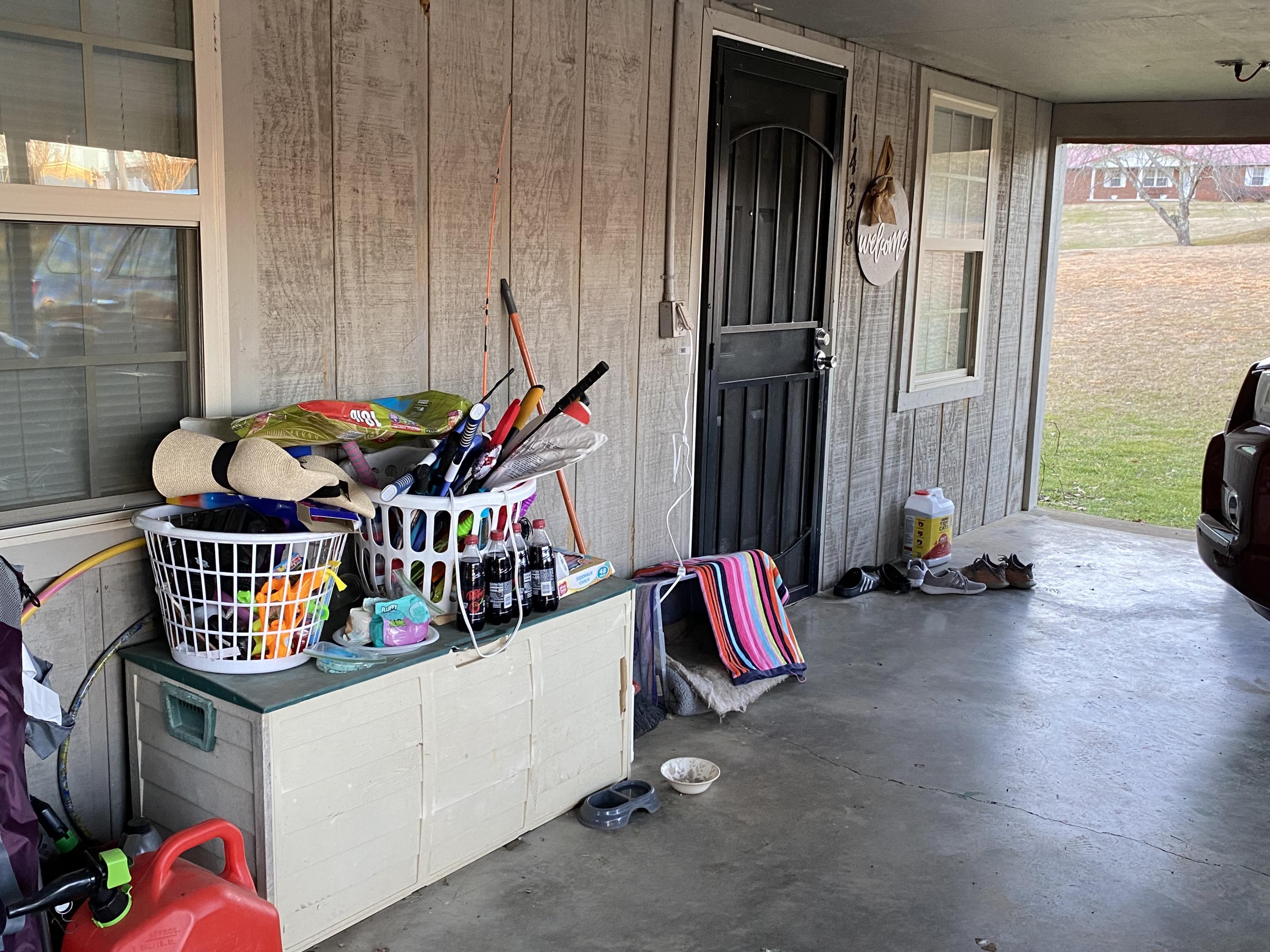 1438 Blockhouse Road Maryville, TN 37803 - Photo 14 of 15 1438 blockhouse road carport