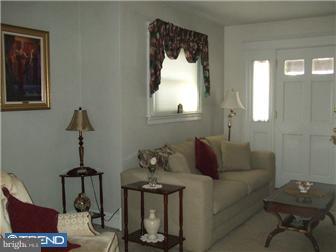 281 Ballymore Road Springfield, PA 19064 - Photo 2 of 10