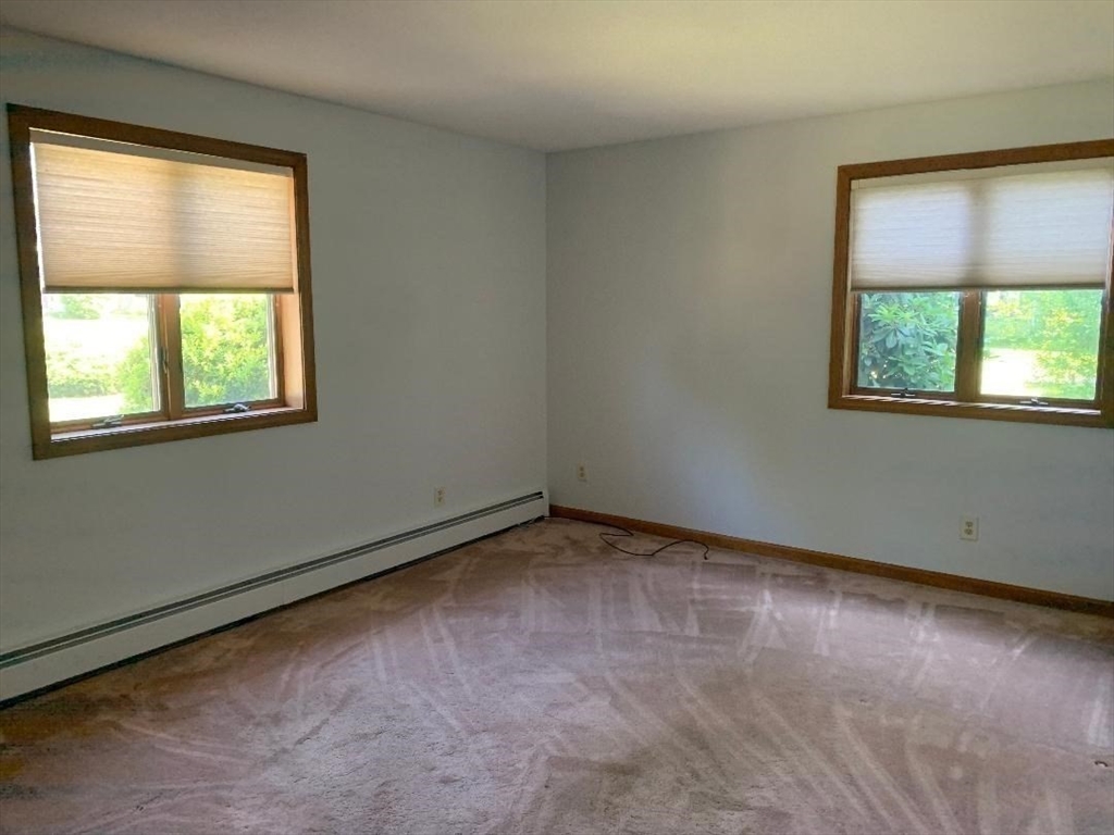 53 Hampden Road East Longmeadow, MA 01028 - Photo 20 of 41