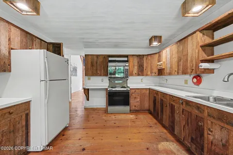 $350,000 | 639 Glenwood Road, Hop Bottom, PA 18824