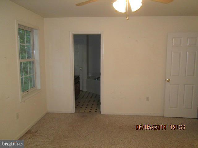 1101 Linwood Road Hagerstown, MD 21740 - Photo 16 of 28 Bedroom (Master)