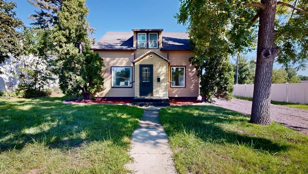$158,000 | 447 East Schlieman Avenue, Appleton, MN 56208