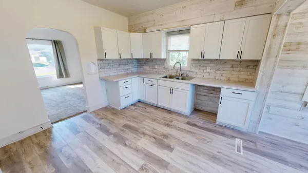 $158,000 | 447 East Schlieman Avenue, Appleton, MN 56208
