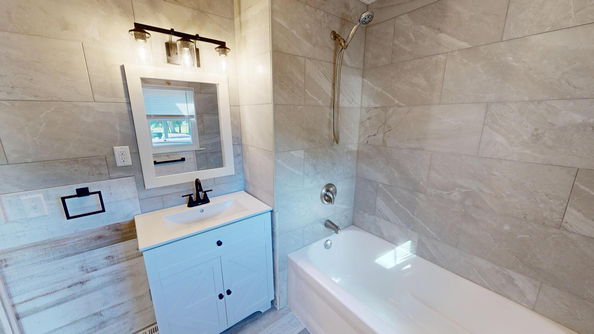 447 East Schlieman Avenue Appleton, MN 56208 - Photo 5 of 26