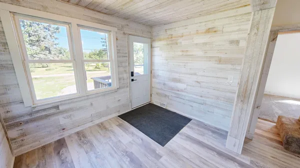 $158,000 | 447 East Schlieman Avenue, Appleton, MN 56208