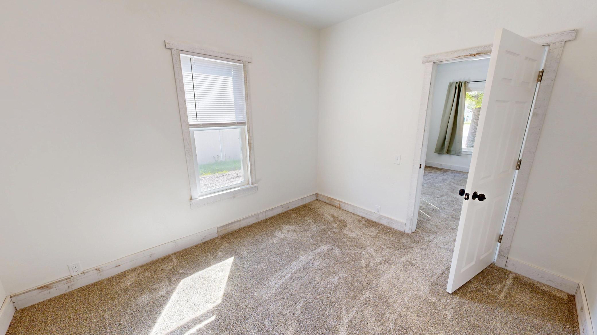 447 East Schlieman Avenue Appleton, MN 56208 - Photo 10 of 26