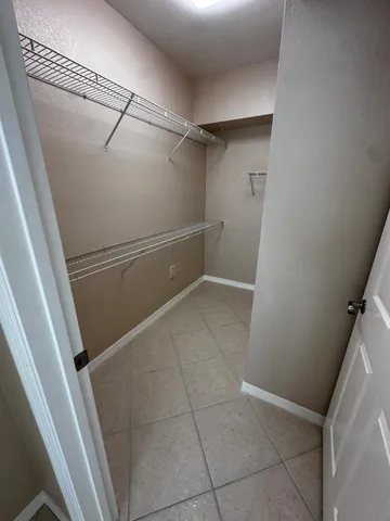 $2,150 | 6511 Emerald Dunes Drive, Unit 206, West Palm Beach, FL 33411