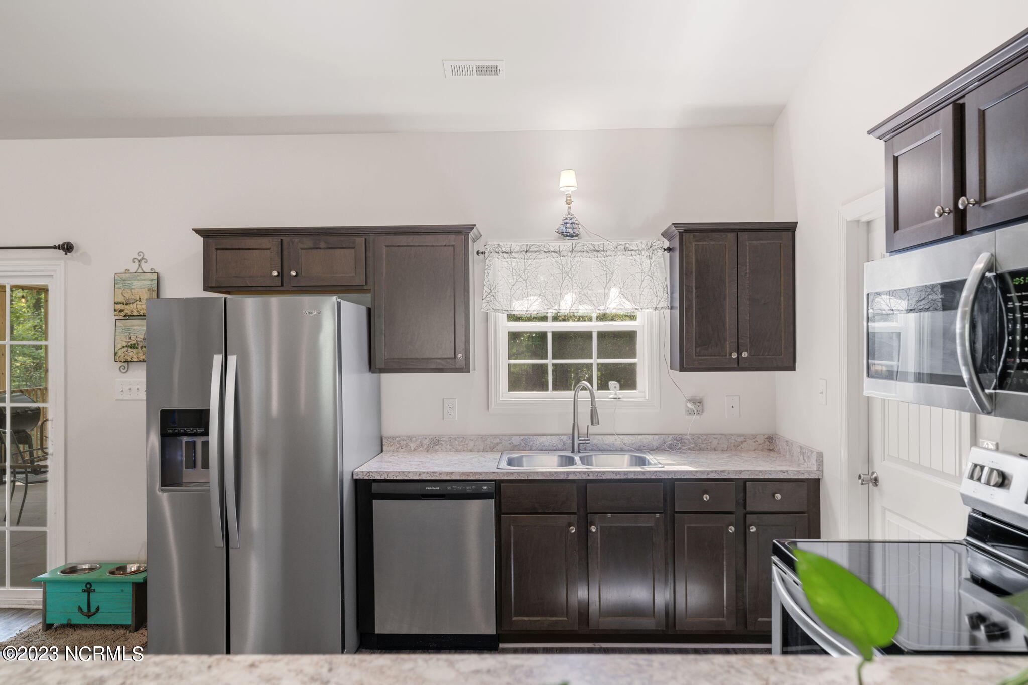664 Pond Road Rocky Point, NC 28457 - Photo 19 of 37 39-web-or-mls-Pond Rd - 9