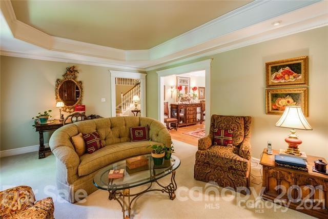 2932 High Ridge Road Charlotte, NC 28270 - Photo 4 of 26 a living room with furniture and a window