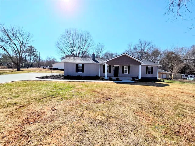 $379,900 | 103 Blossom Branch Road, Piedmont, SC 29673