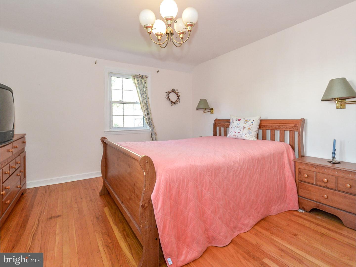 614 Sherman Road Springfield, PA 19064 - Photo 11 of 17 Master Bedroom