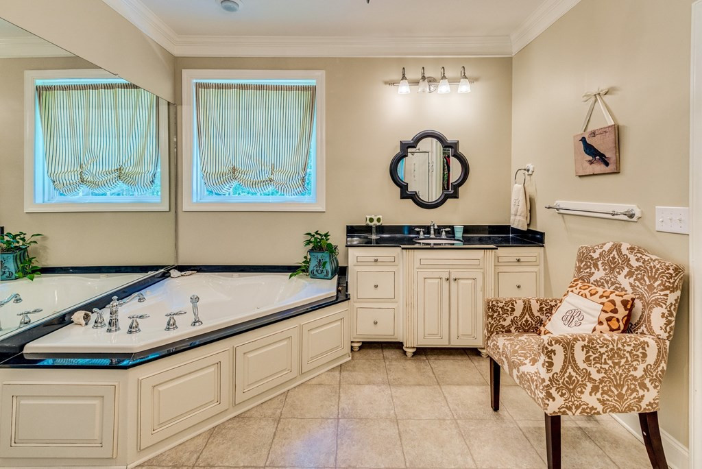 512 Woodridge Road Edgefield, SC 29824 - Photo 8 of 48