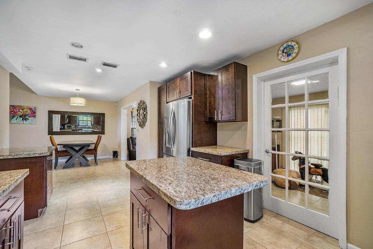5087 Madison Road Delray Beach, FL 33484 - Photo 15 of 32 015-5087MadisonRd-DelrayBeach-FL-small