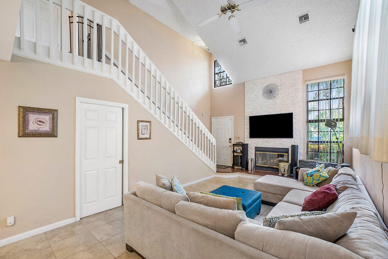 5087 Madison Road Delray Beach, FL 33484 - Photo 8 of 32 008-5087MadisonRd-DelrayBeach-FL-small