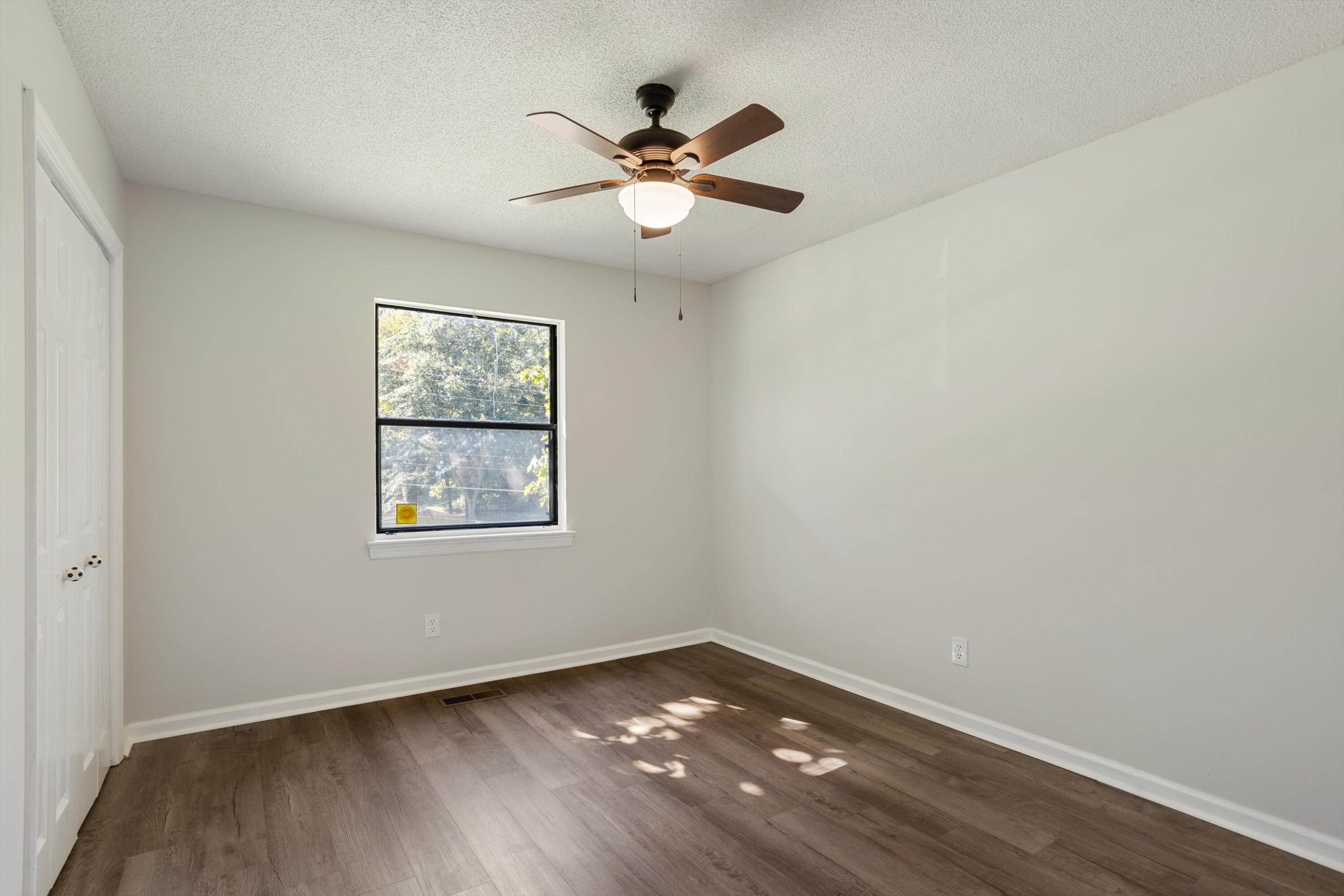 950 Lower Mill Road Hixson, TN 37343 - Photo 14 of 22 18-2M6A0067