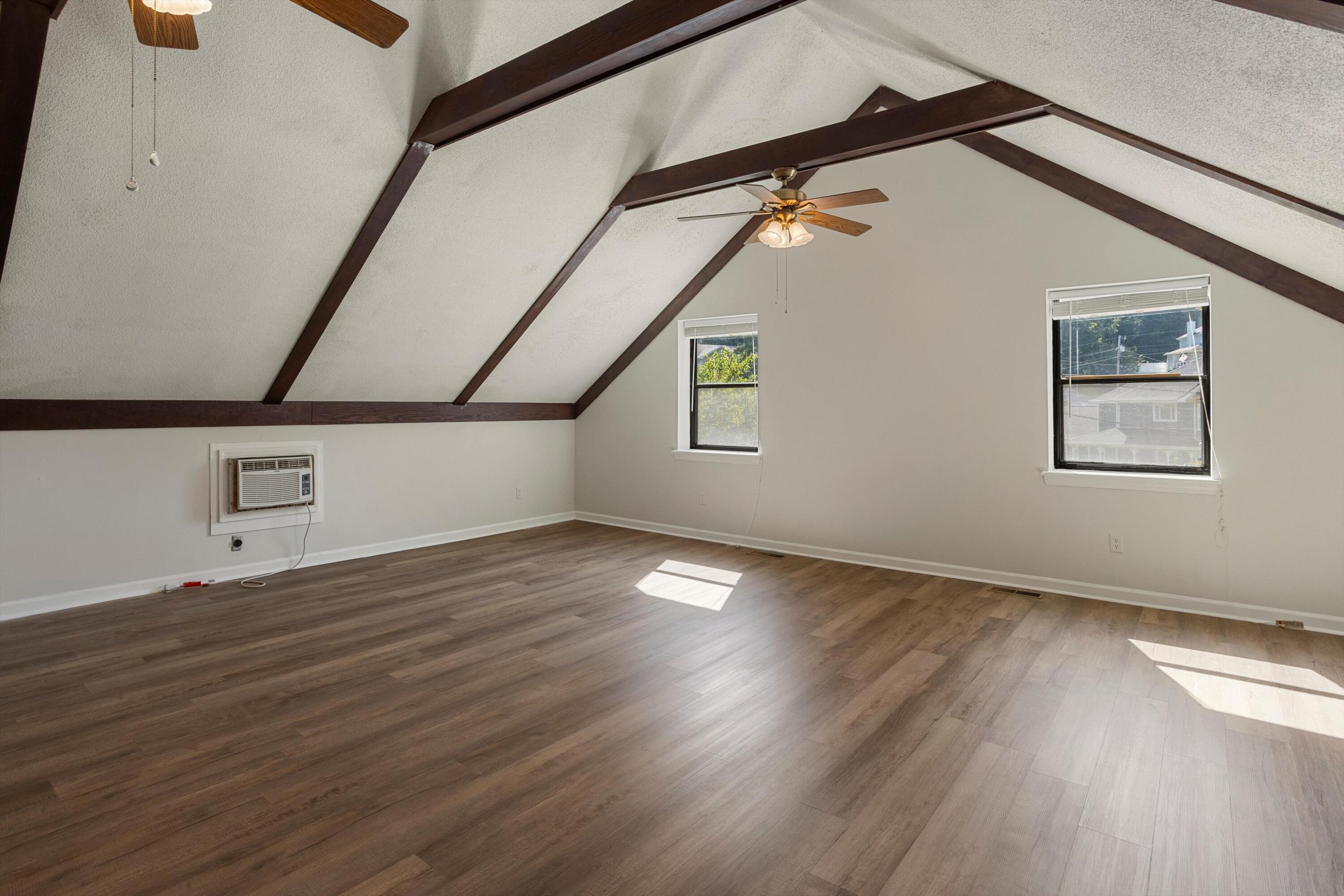 950 Lower Mill Road Hixson, TN 37343 - Photo 9 of 22 06-2M6A0031