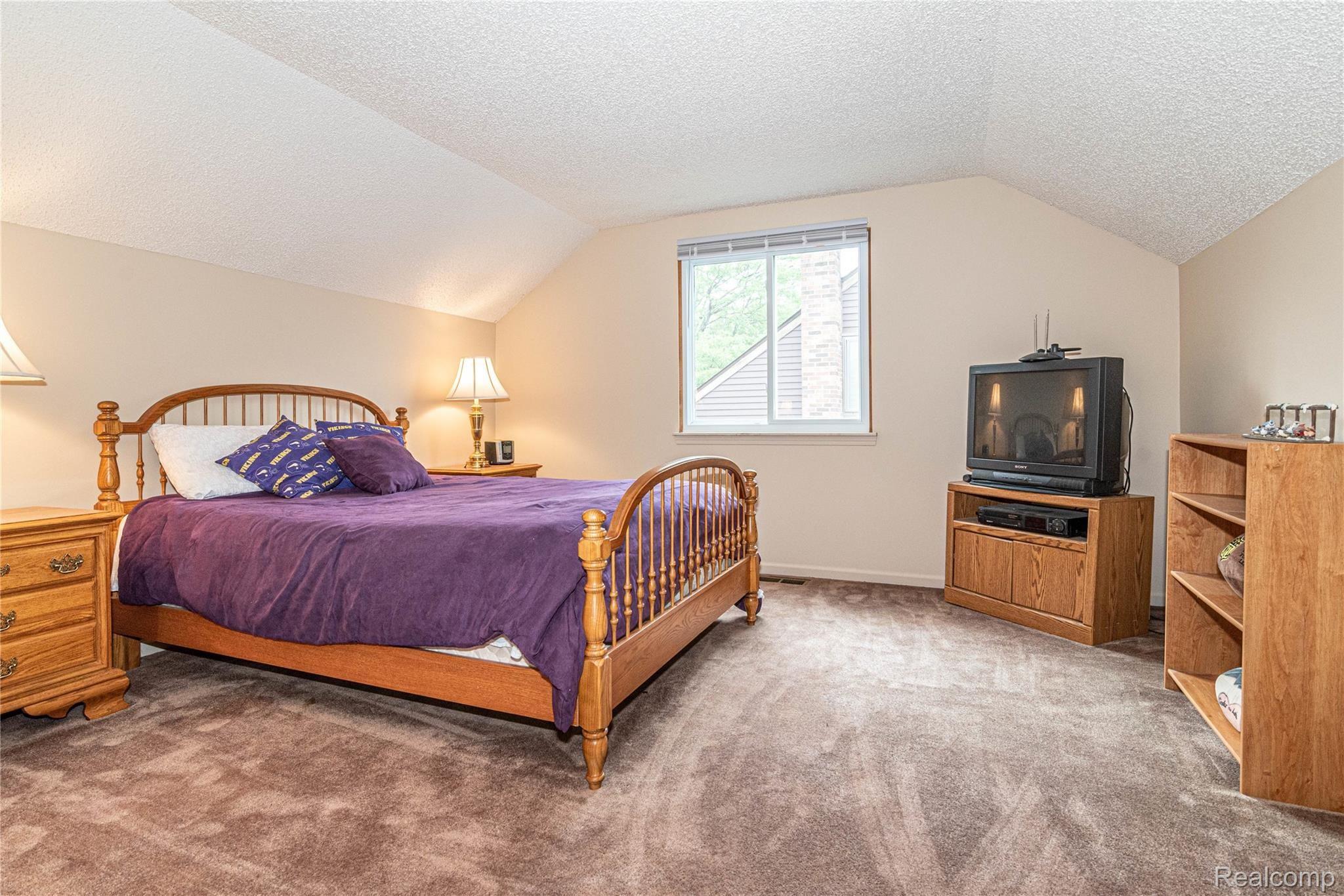 45266 Rudgate Road Canton, MI 48188 - Photo 26 of 35 00__33.jpg