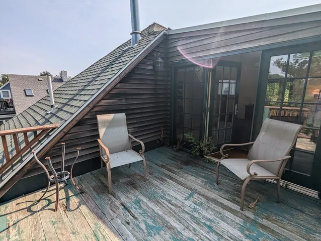 $3,800 | 17 Commonwealth Road, Unit 2, Watertown, MA 02472