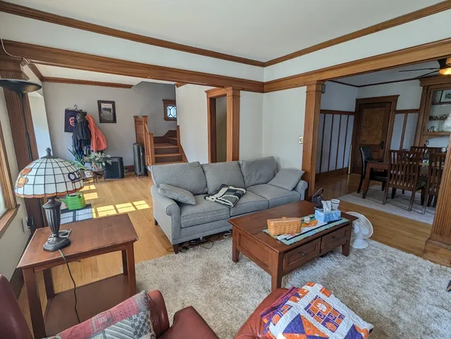 $3,800 | 17 Commonwealth Road, Unit 2, Watertown, MA 02472