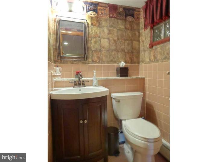21 Harriet Road Churchville, PA 18966 - Photo 9 of 23 Bathroom