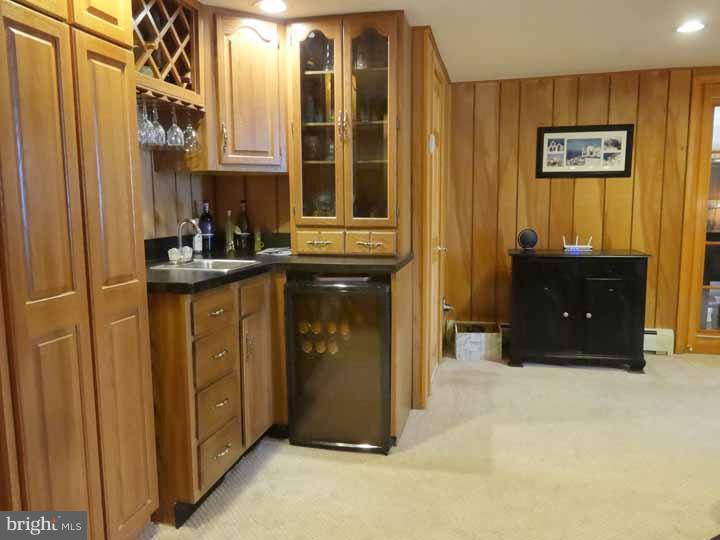 21 Harriet Road Churchville, PA 18966 - Photo 10 of 23 Wet Bar