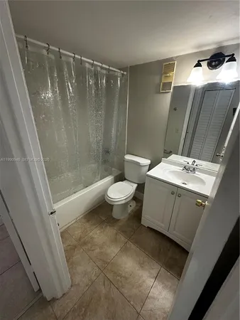 $2,350 | 6565 West 26th Drive, Unit 10334, Hialeah, FL 33016