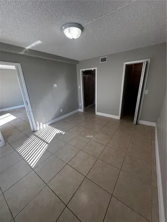 $2,350 | 6565 West 26th Drive, Unit 10334, Hialeah, FL 33016