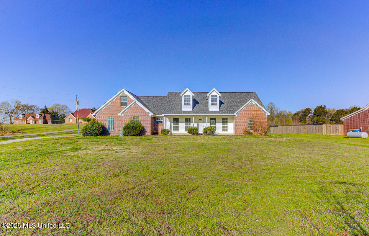 1495 North Red Banks Road Red Banks, MS 38661 - Photo 2 of 23 IMG_9037_38_39_40_41