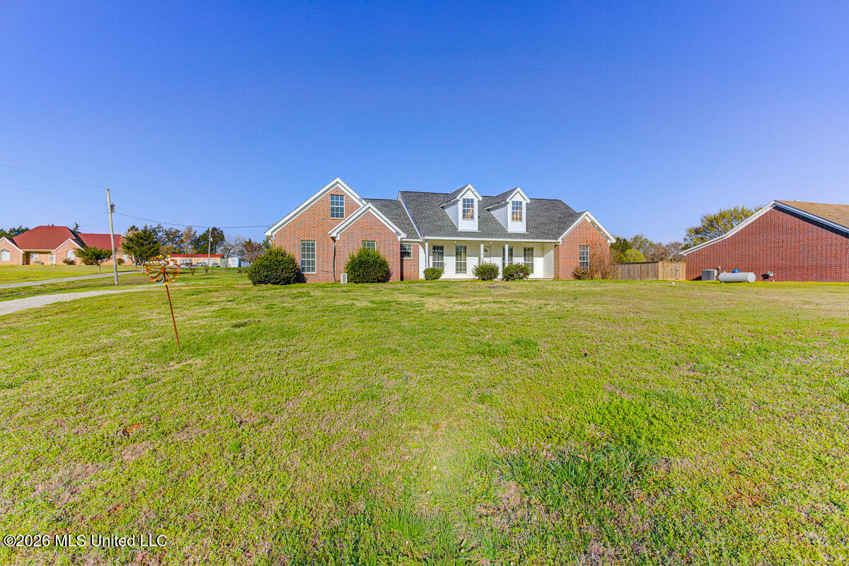 1495 North Red Banks Road Red Banks, MS 38661 - Photo 4 of 23 IMG_9042_3_4_5_6