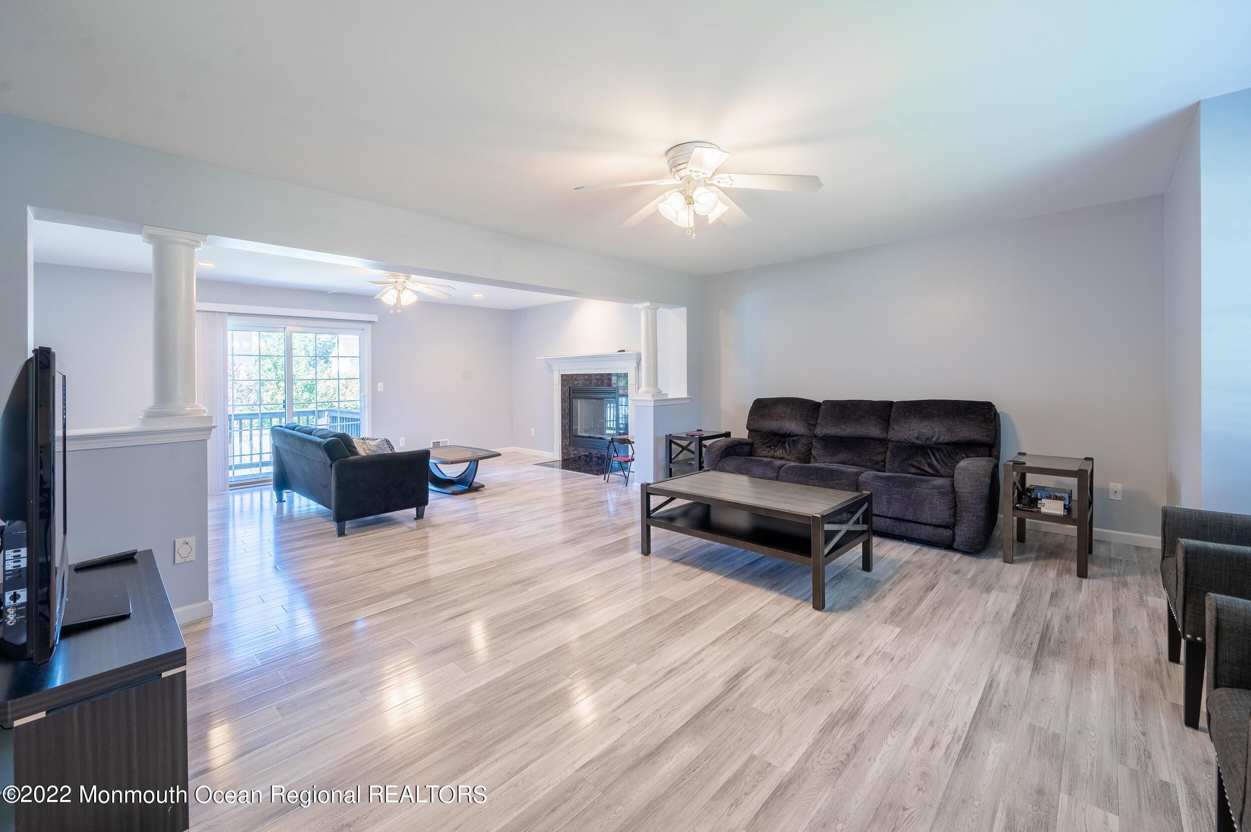 148 Mt Vernon Road Bayville, NJ 08721 - Photo 12 of 52 Living 1