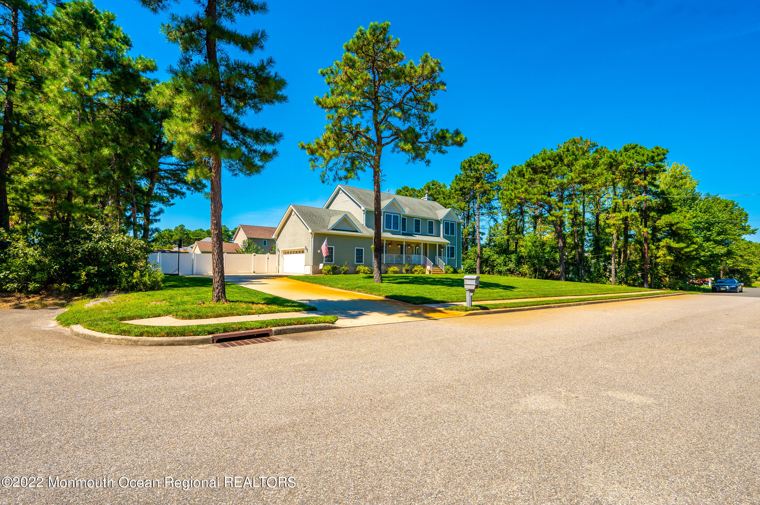 148 Mt Vernon Road Bayville, NJ 08721 - Photo 8 of 52 Front 1a