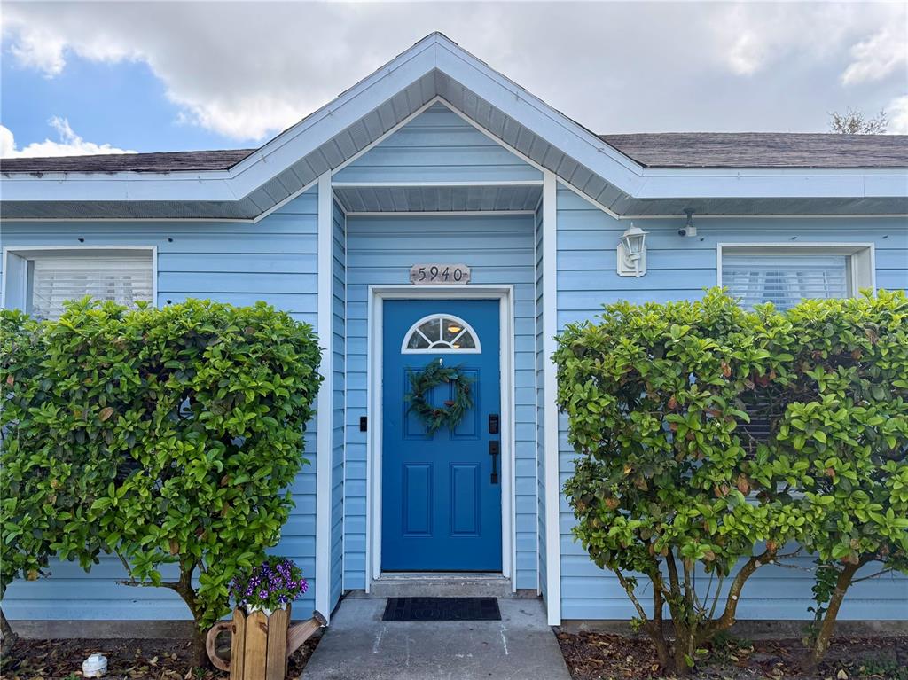 5940 Meadowlane Street New Port Richey, FL 34652 - Photo 13 of 28