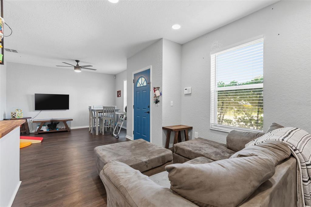 5940 Meadowlane Street New Port Richey, FL 34652 - Photo 6 of 28