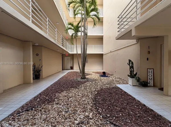 $229,000 | 8050 Northwest 8th Street, Unit 1307, Miami, FL 33126