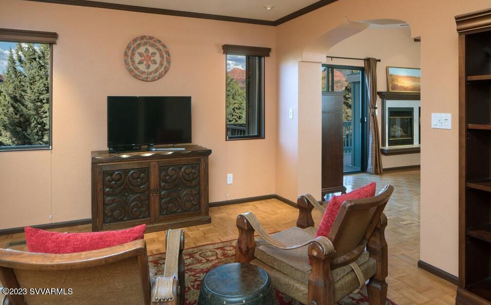 215 East Ridge Road Sedona, AZ 86336 - Photo 22 of 46 Den in Primary Suite
