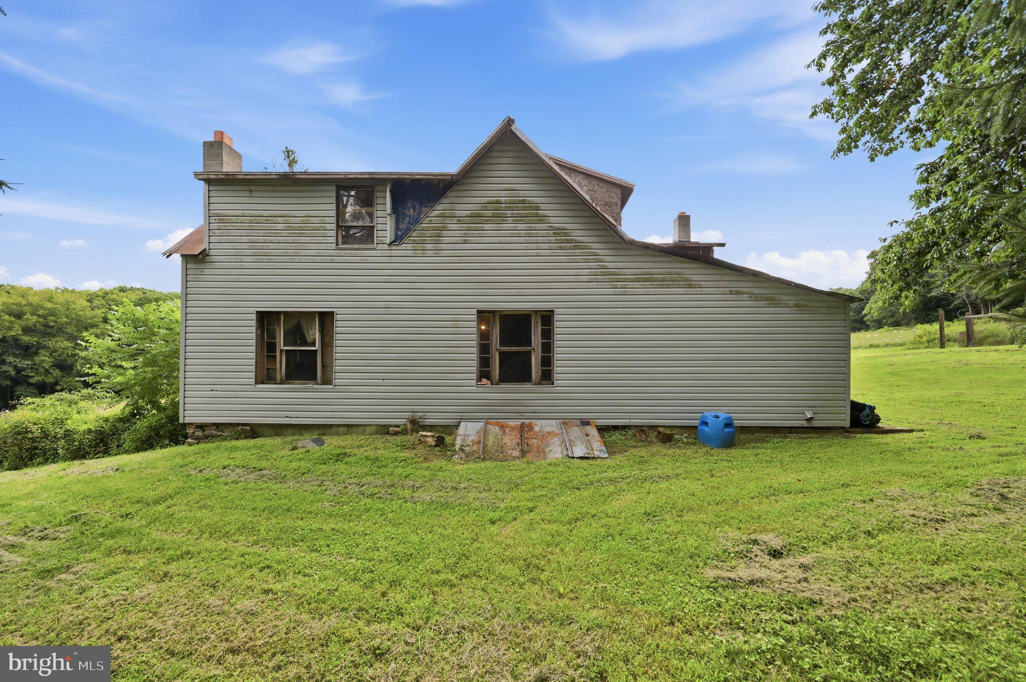 14417 Ridenour Road Smithsburg, MD 21783 - Photo 19 of 41 Exterior Back