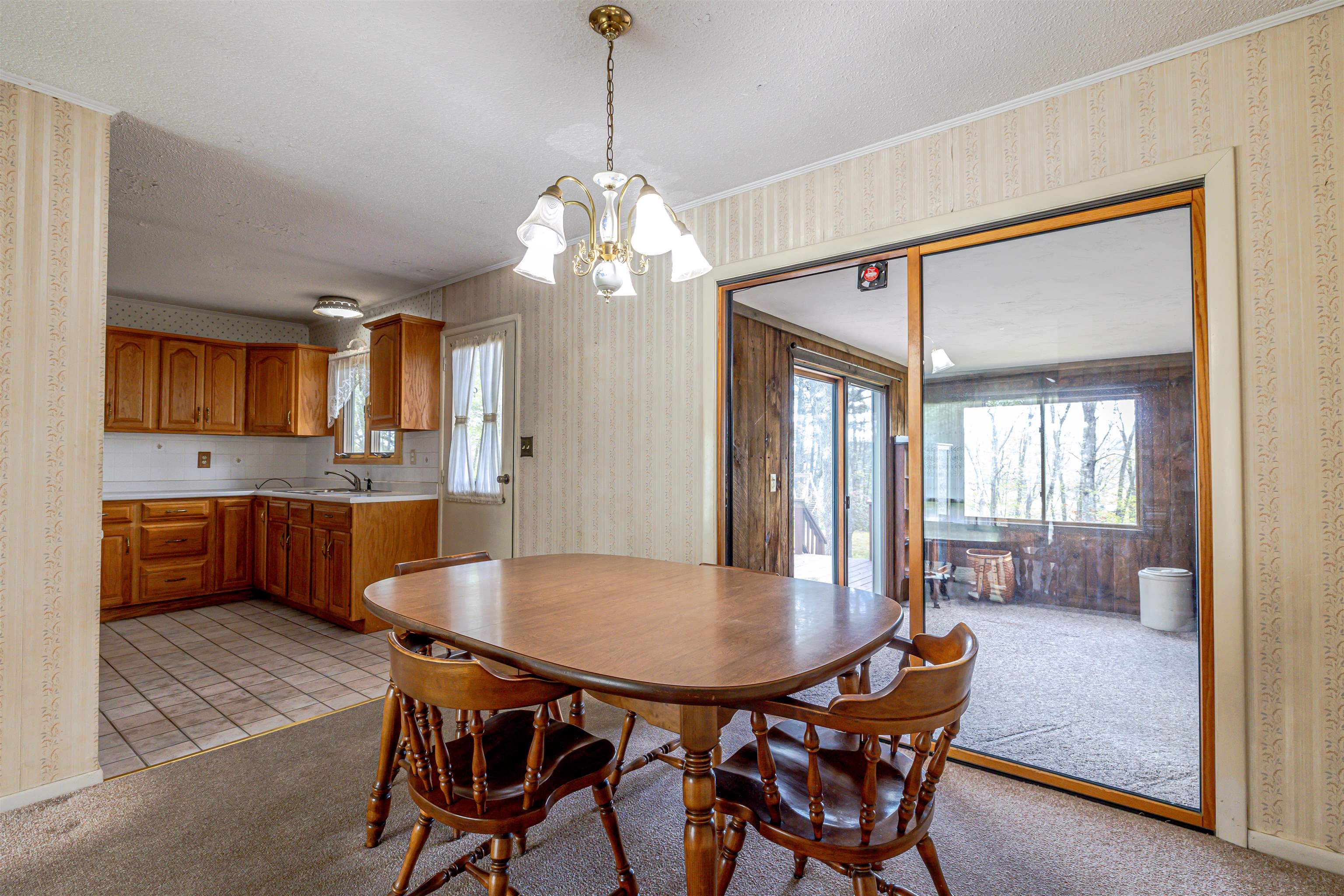 12 Birch Hill Road Hooksett, NH 03106 - Photo 6 of 35