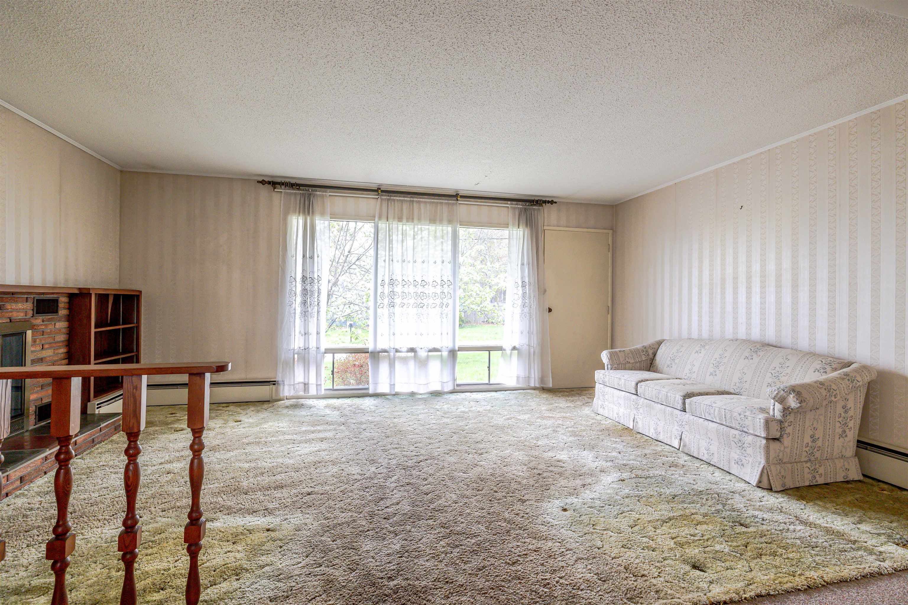 12 Birch Hill Road Hooksett, NH 03106 - Photo 9 of 35