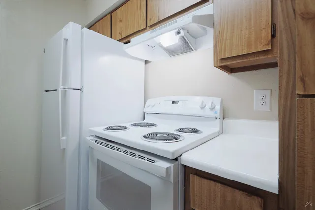 $850 | 10401 Lamar Boulevard North, Unit J102, Austin, TX 78753